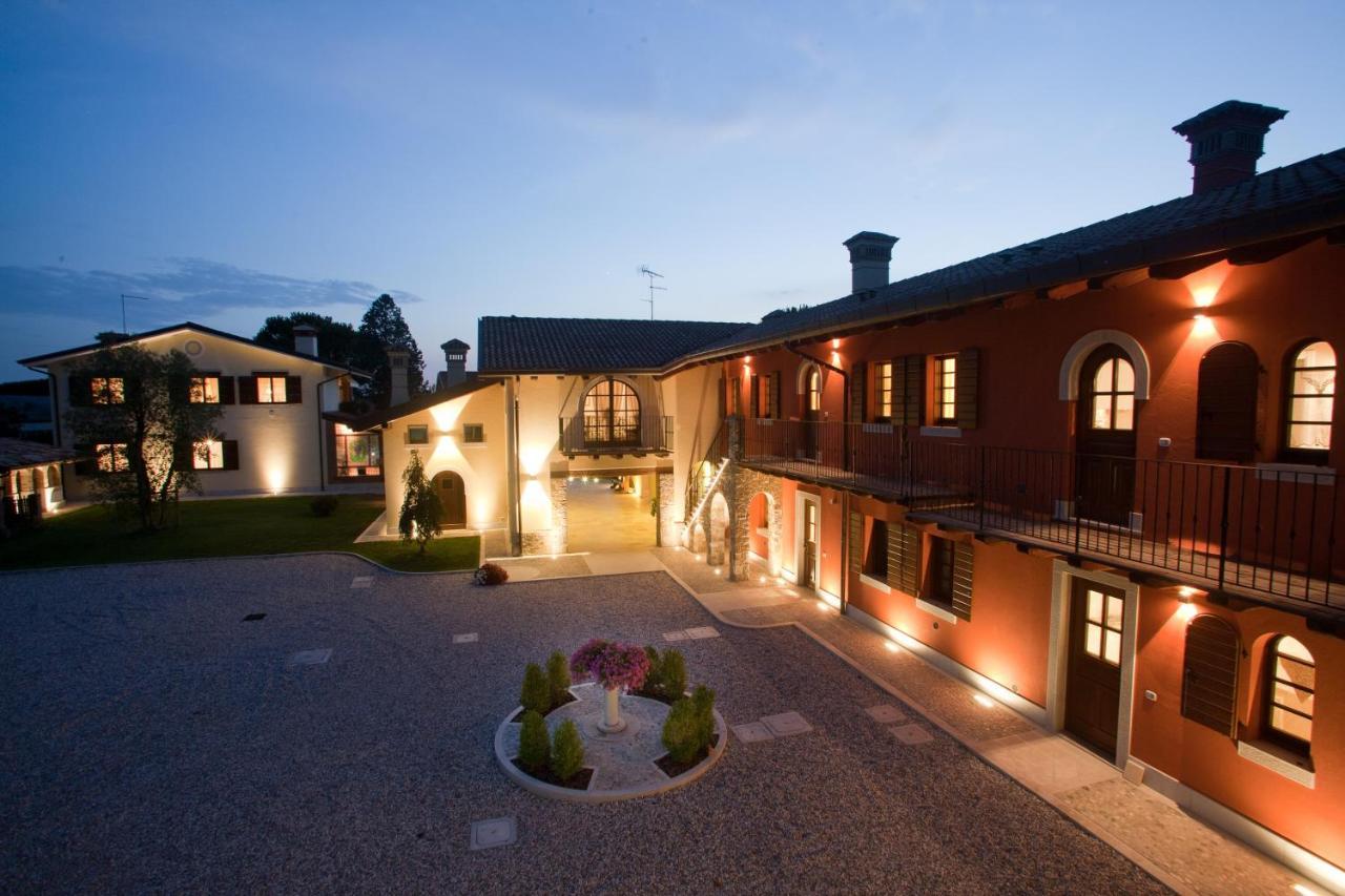 Wine Resort Luisa Mariano del Friuli Exterior photo