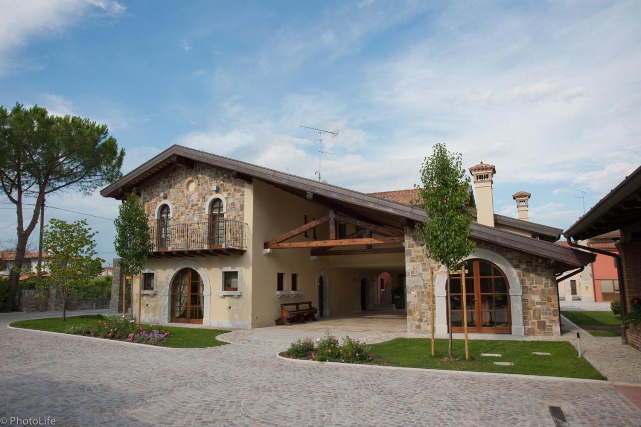 Wine Resort Luisa Mariano del Friuli Exterior photo