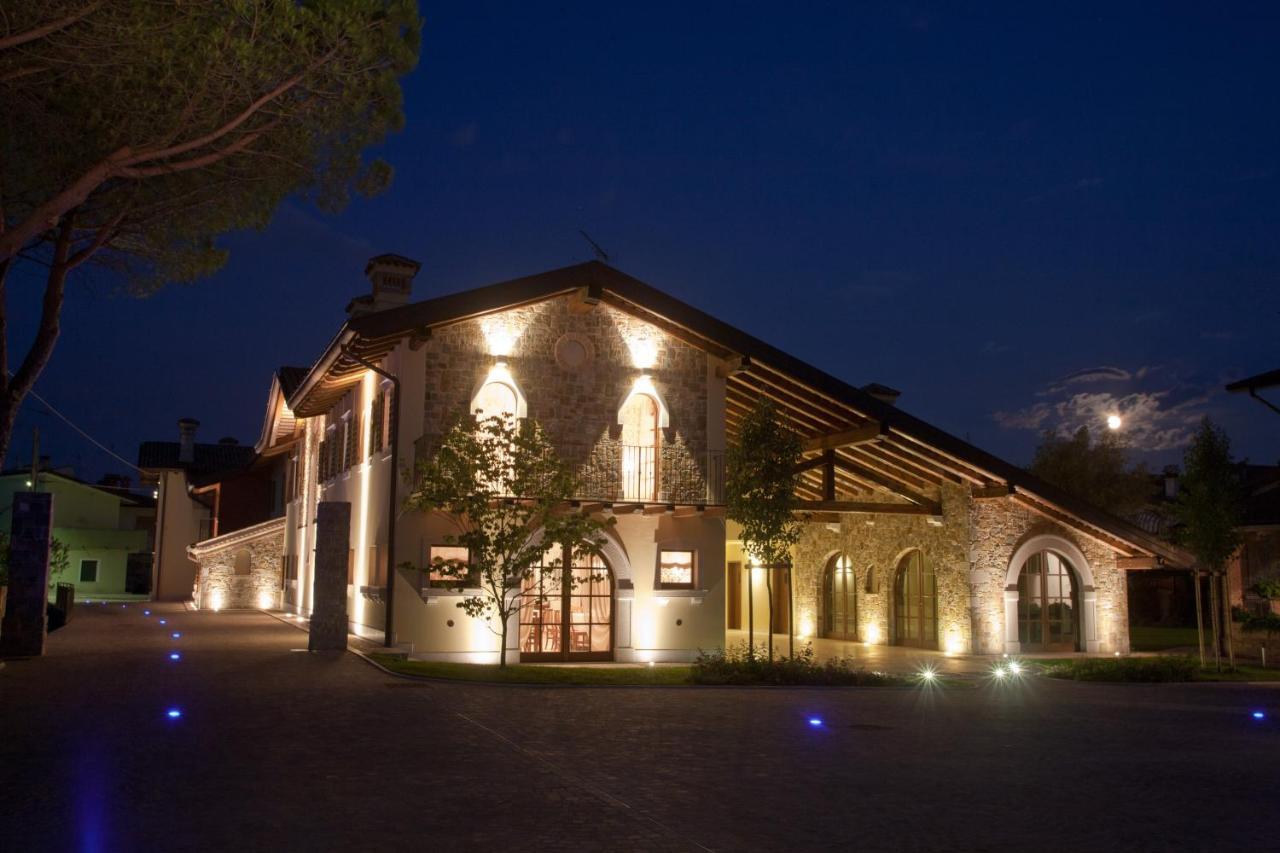 Wine Resort Luisa Mariano del Friuli Exterior photo