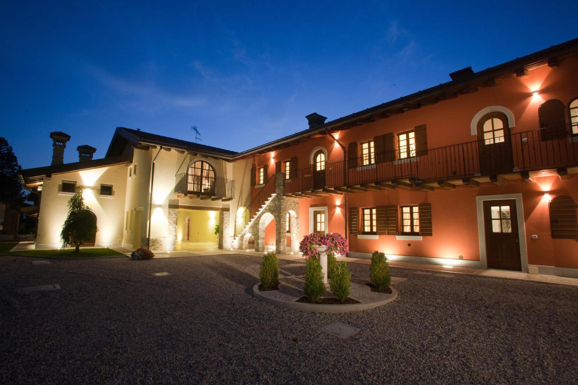 Wine Resort Luisa Mariano del Friuli Exterior photo